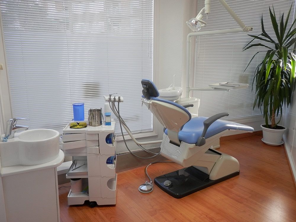 INSTAL·LACIONS I EQUIP CENTRE D'ORTODONCIA TERRASSA